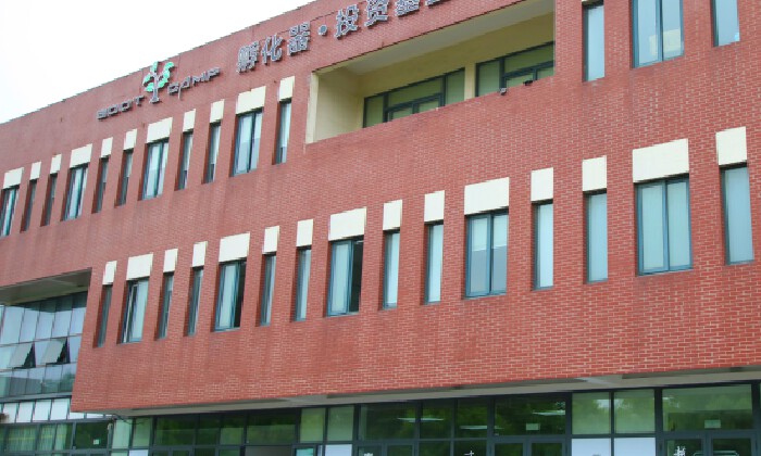 bootcamp创业孵化器