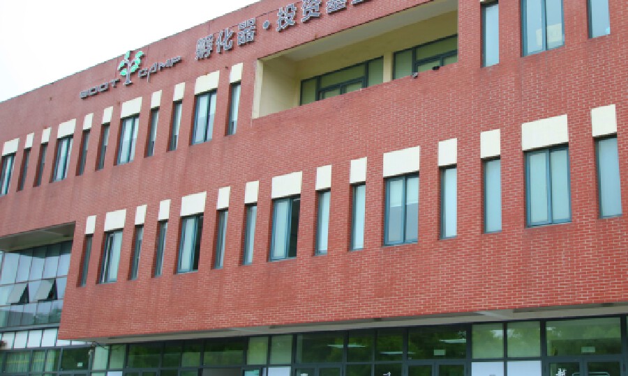 bootcamp创业孵化器