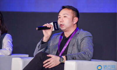 众托帮CEO乔克获猎云网颁发2016年度最佳创业新星