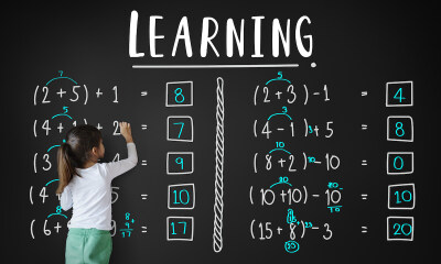 “全球AI+智适应教育峰会”亮点与干货集锦