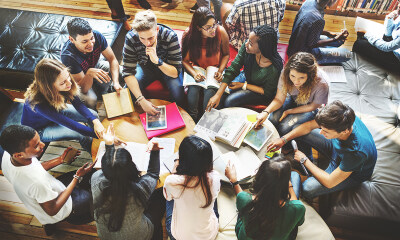 社交战事2019：巨头不断出手，浪花为何不大？