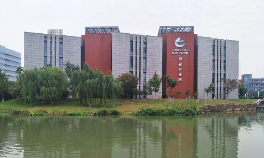 侠客岛里星湖岛