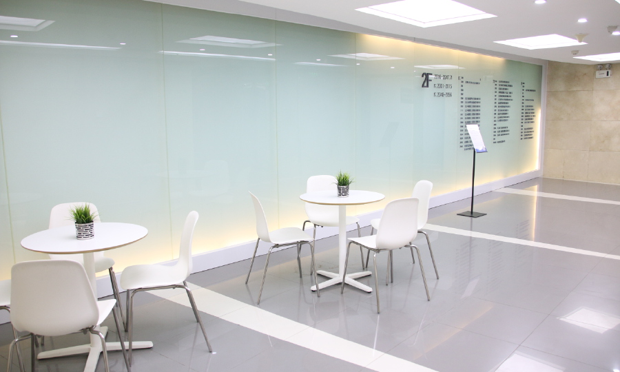 西国贸·科技孵化广场