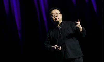 罗永浩公司成都锤子科技股权再遭冻结，数额达1462万