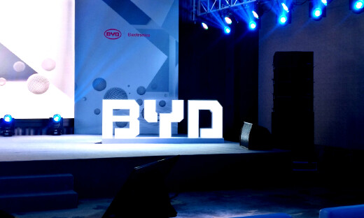 涨幅堪比特斯拉，比亚迪上演惊天大逆转