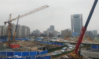 以设备管理和配件供应链切入工程机械后市场领域，工机管家用户量已逾20万