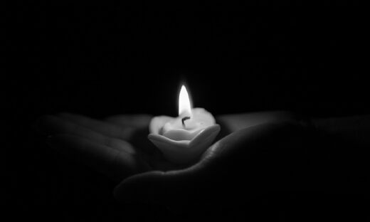 消息称优速快递董事长余联兵及妻子双双不幸身亡