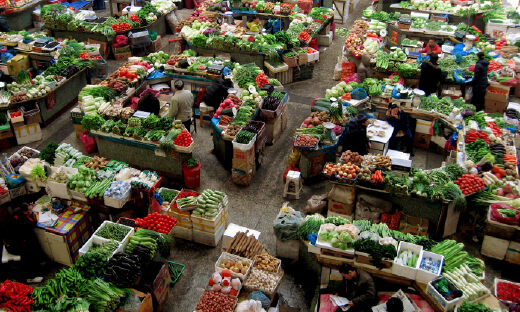 盒马、美团、饿了么挤进小菜场：卖菜比外卖市场更大