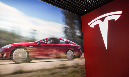 国产特斯拉开始预订：32.8万一辆，能否拯救公司困局？