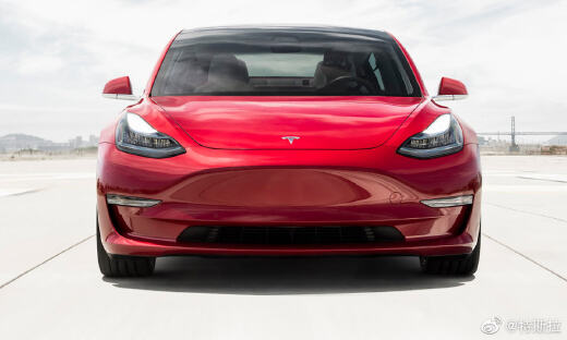 惨跌半年后股价一夜暴涨7%！特斯拉要逆袭了？