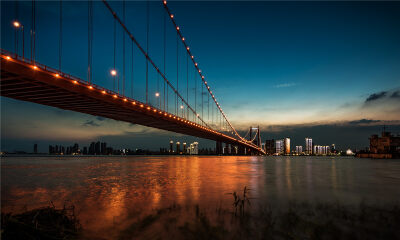 Netflix和腾讯都拍《三体》，谁才是真正的降维打击？