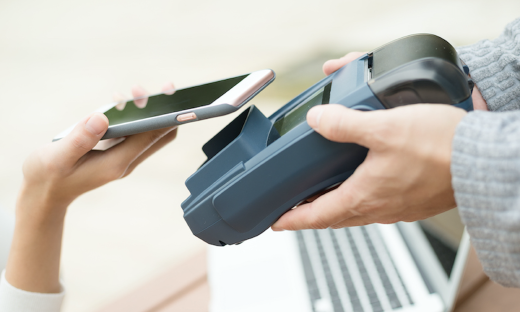 拉卡拉上市后首份半年报：净利润3.66亿元，同比增25.31%