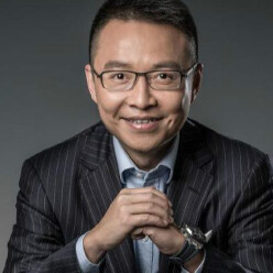 黄明明