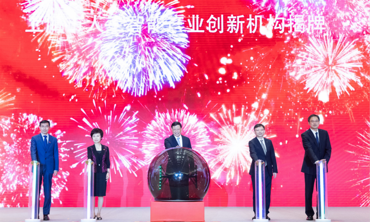 从“原创”到“源头创新”，商汤科技中国总部落户上海