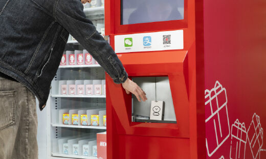 比炒鞋更疯狂！“炒盲盒”如何让人1年花70w？