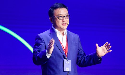 张亚勤履新清华：人生早几步，精彩多几分