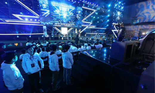 腾讯建立游戏衍生内容授权模式，触手成首家获全量授权的直播平台