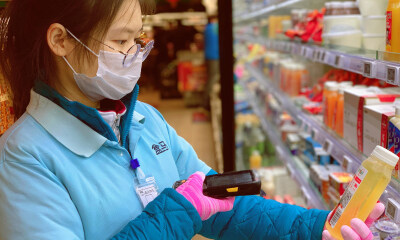 “共享员工”体验记：超市兼职配货日赚二百，有人跳槽有人逃