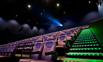 票房破5亿，《铃芽之旅》掀起00后“表白”热