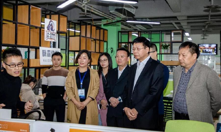 重庆科大·创客邦