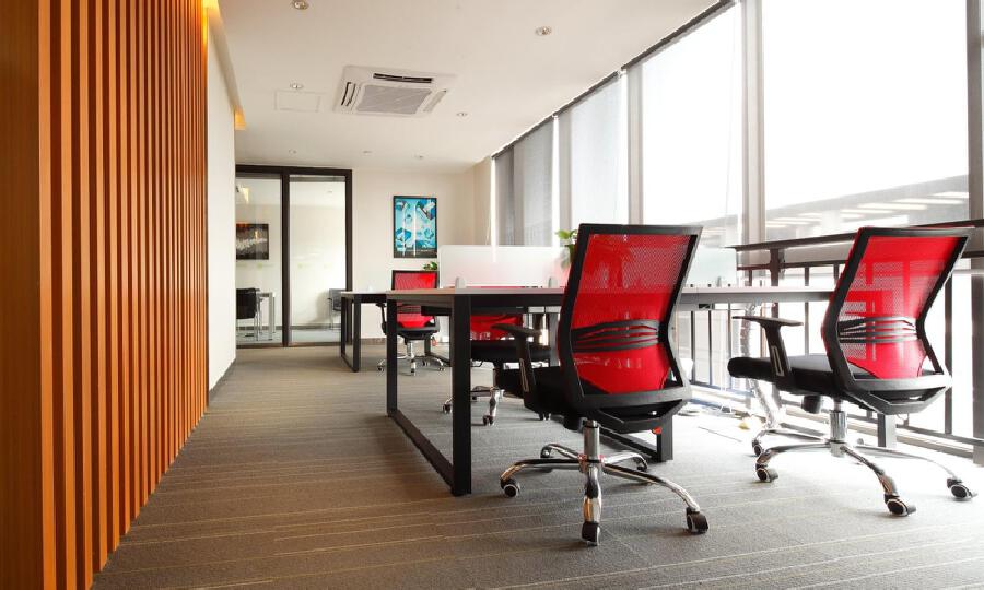 万鹏高新技术企业孵化基地