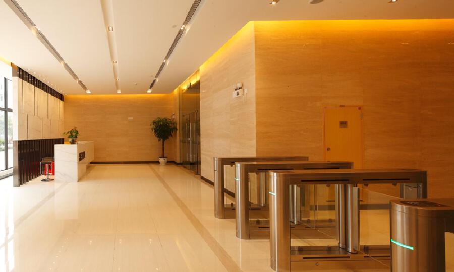 万鹏高新技术企业孵化基地