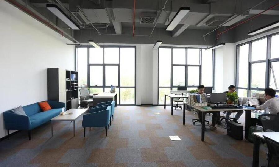 苏州二月二企业管理有限公司