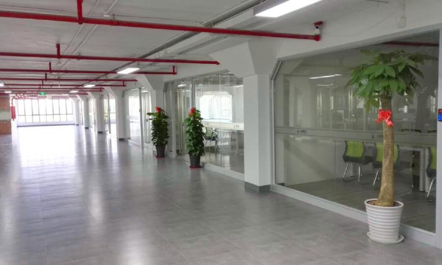 上海VRAR创客中心