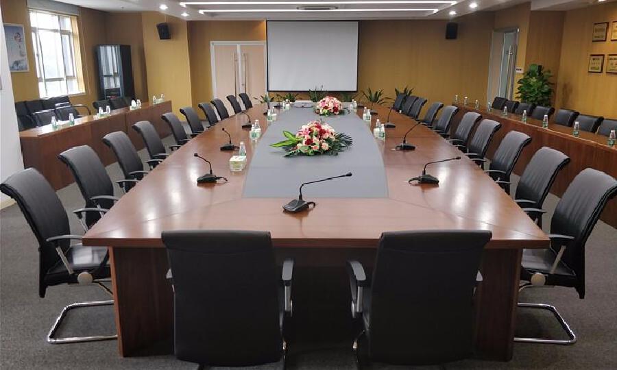 白云电气孵化器