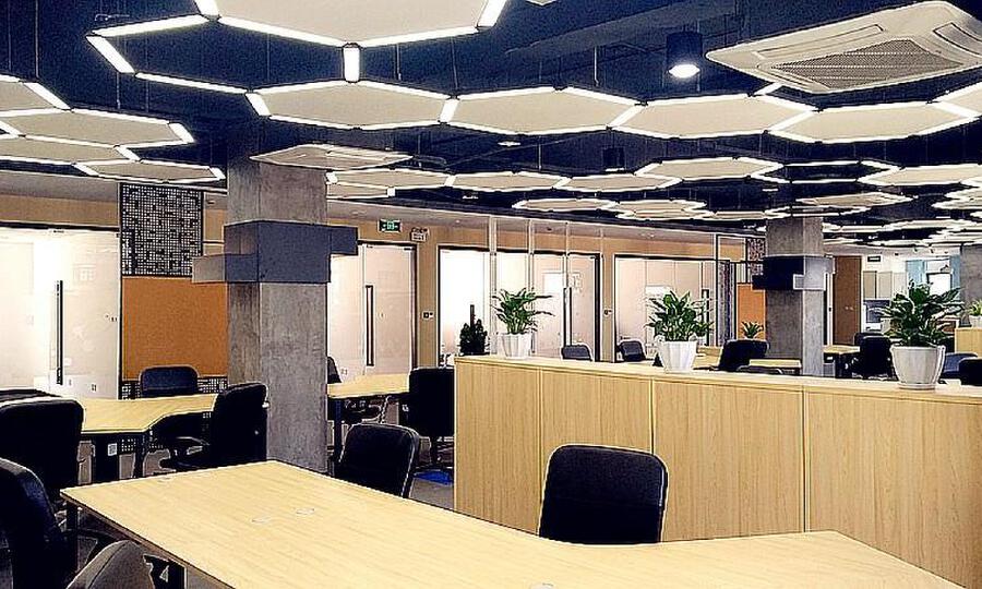 中国北斗基地创摩尔孵化平台