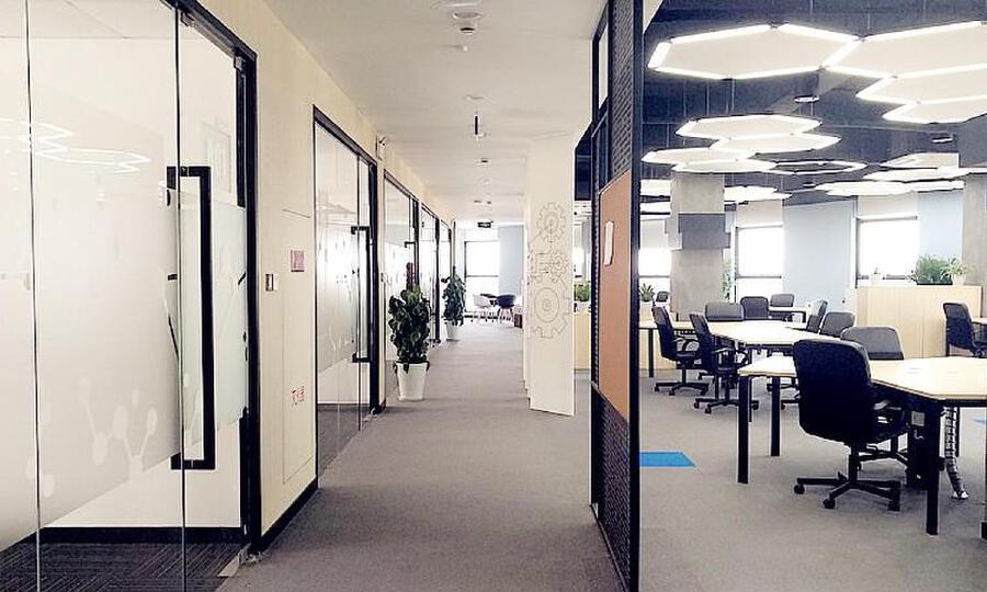 中国北斗基地创摩尔孵化平台