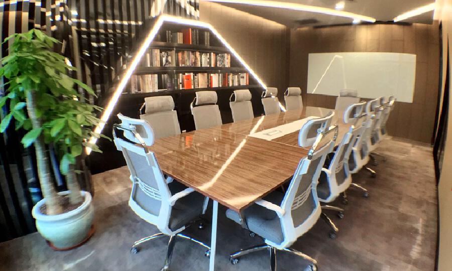 德培利TMT孵化器