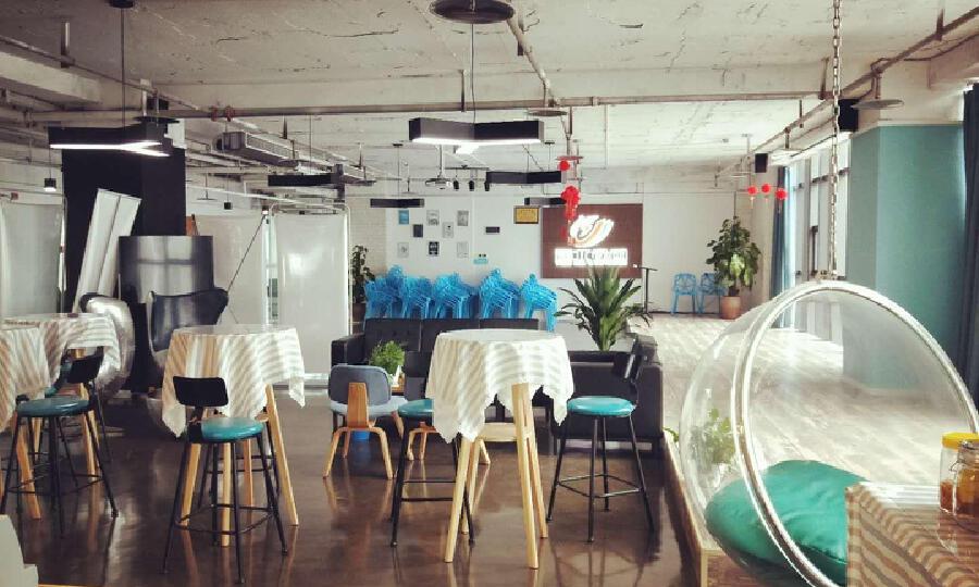 合创新业（重庆）硅谷国际孵化器