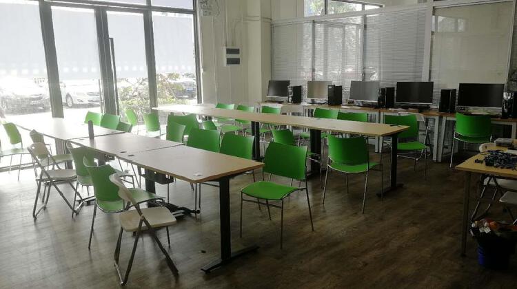 南方科技大学双创实验室
