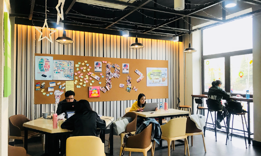 大连理工大学π空间