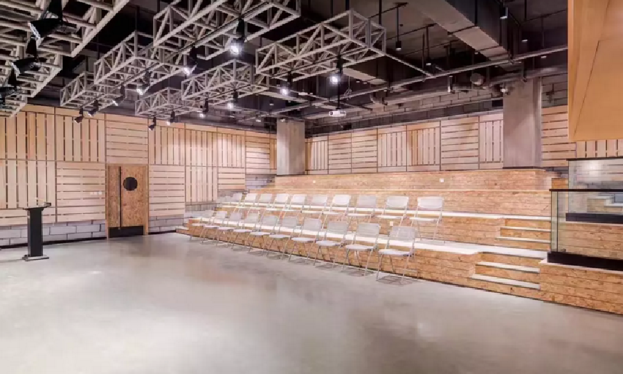 夸克仓库原创设计创客空间