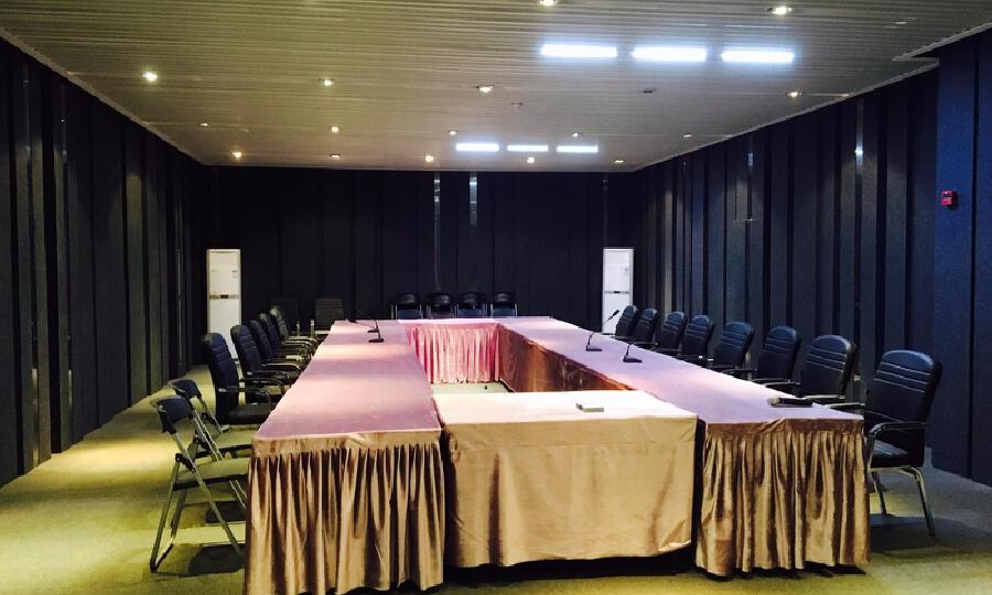 Boot Camp创业孵化器