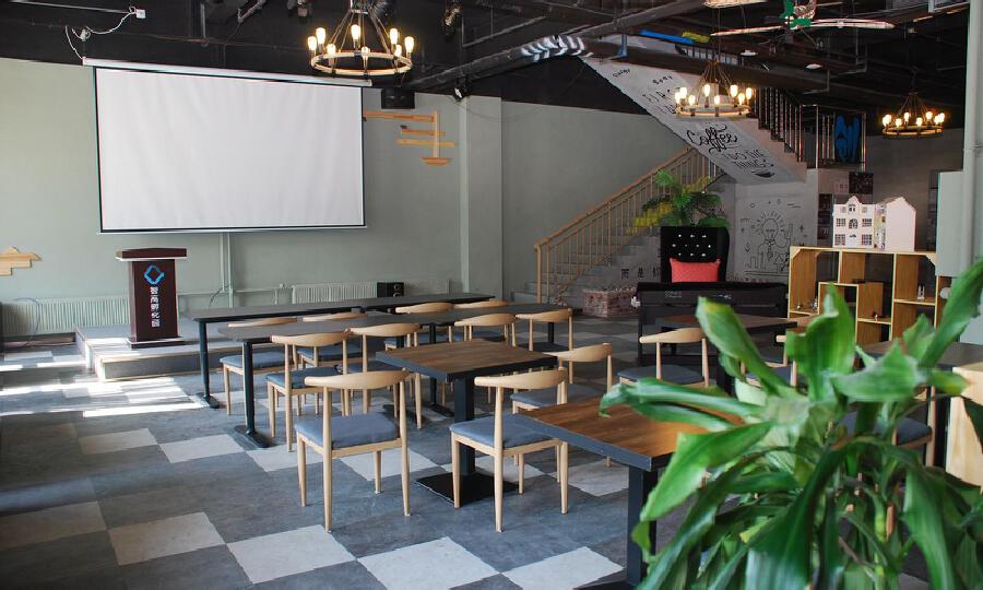 智高科技孵化器