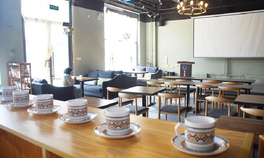 智高科技孵化器