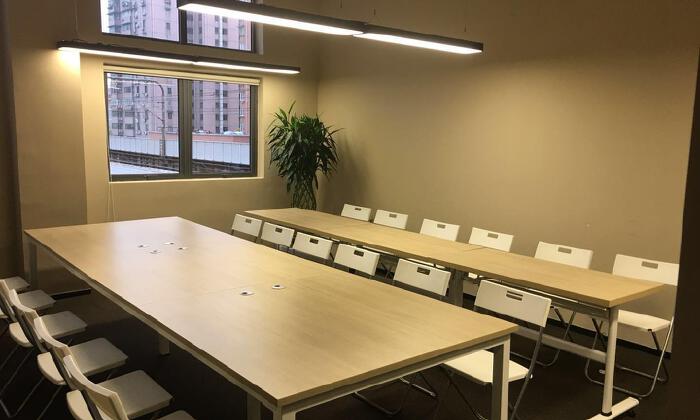 上海鼎创汇创客空间管理有限公司