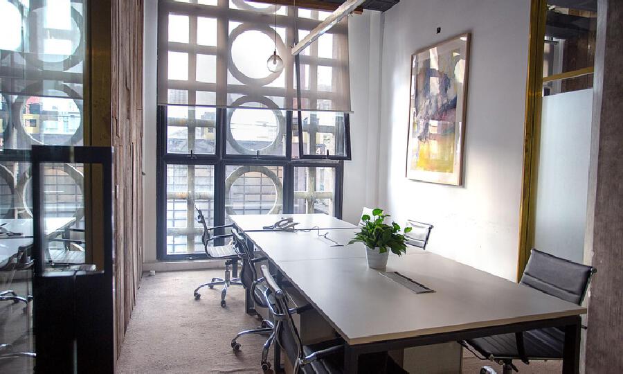 上海鼎创汇创客空间管理有限公司