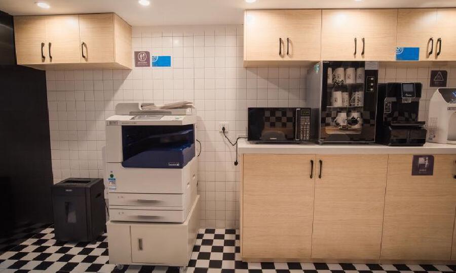 缔时空（杭州）企业管理有限公司