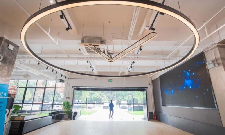 缔时空（杭州）企业管理有限公司