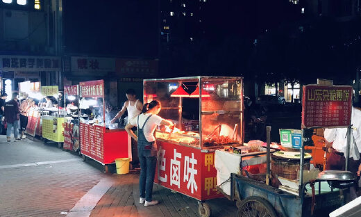 自古英雄出地摊：任正非43岁卖减肥药，柳传志40岁卖旱冰鞋