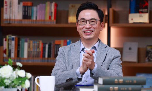 张磊办了一场对话：企业家如何做难而正确的事