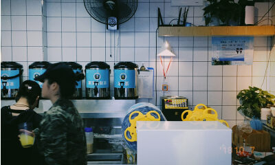 新茶饮催生一个小料IPO，年入5亿