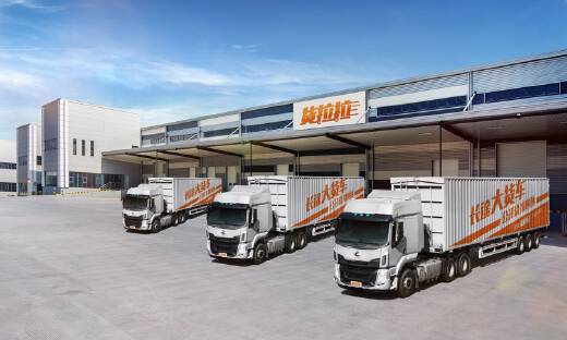 货拉拉长途大货车同比增长200%，侵入满帮腹地