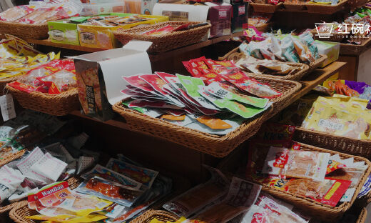 百亿临期食品淘金热：有人月交易百万，有人为库存发愁