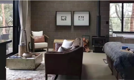 国庆期间乡村民宿订单增长115%，入住率乐观的民宿是否依旧“在夹缝中生存”