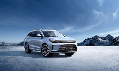 32万问界M7开售：各指标直超BBA，理想ONE怕了吗？